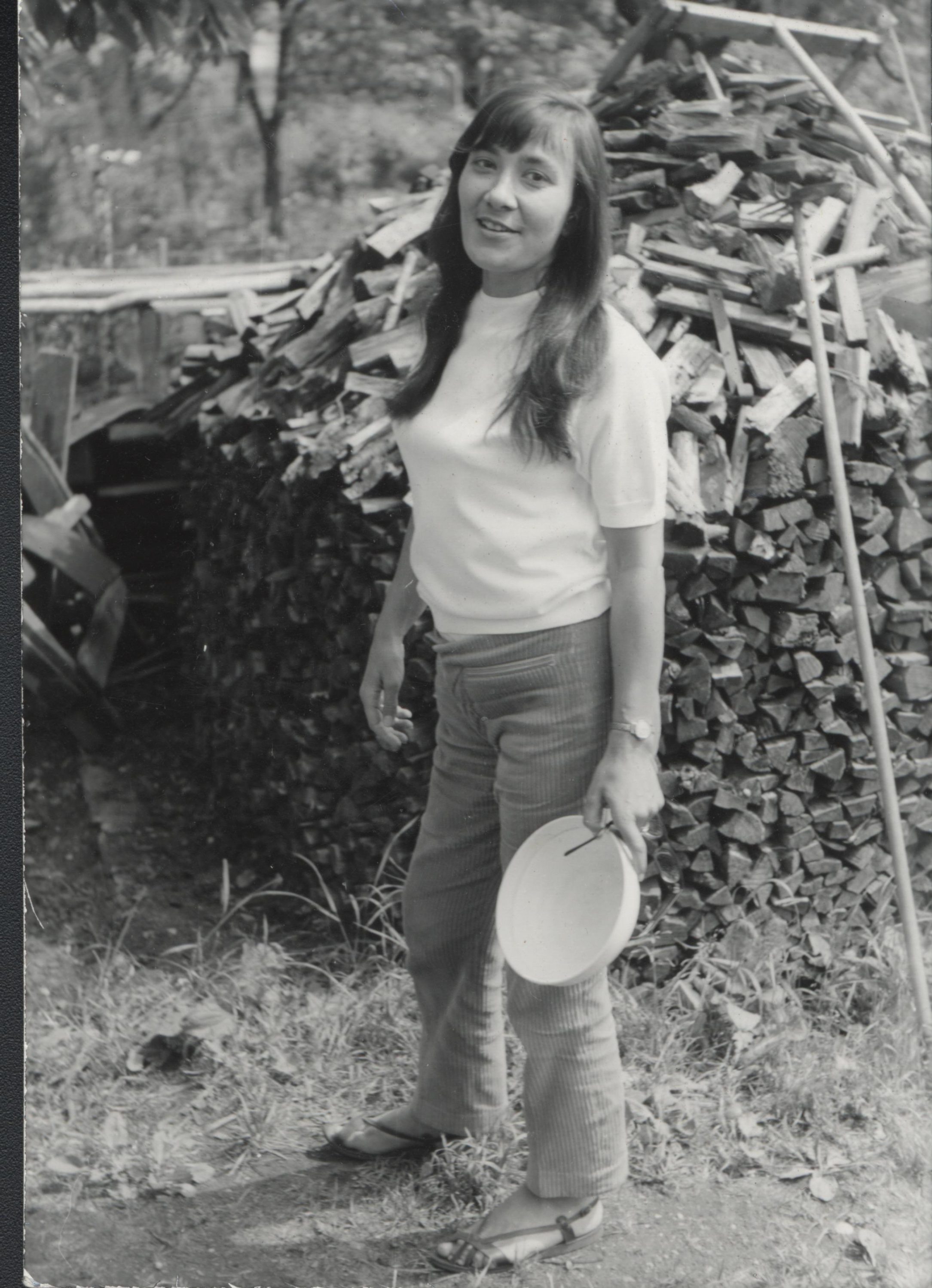 Brigitte Reimann in Neuebrandenburg Garten, 1971